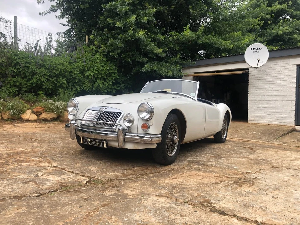 1961 MG MGA 1600 - Image 2 of 30