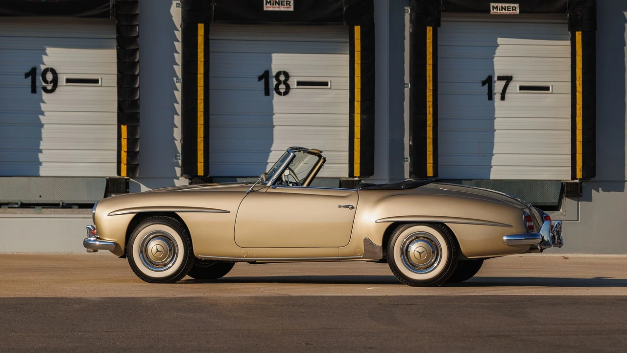 1961 Mercedes-Benz 190 SL - Image 17 of 31