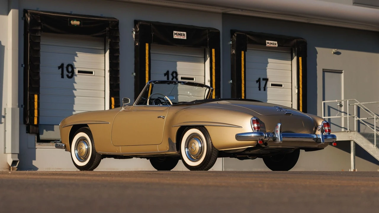 1961 Mercedes-Benz 190 SL - Image 16 of 31