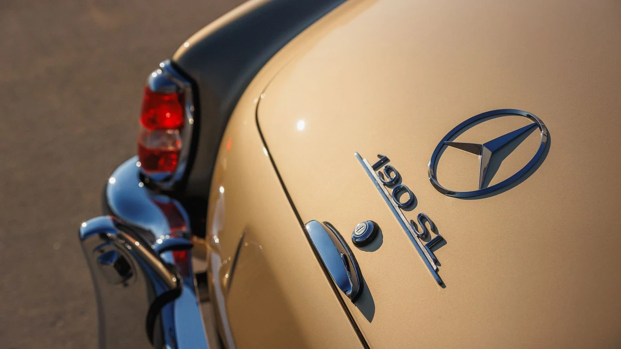 1961 Mercedes-Benz 190 SL - Image 21 of 31