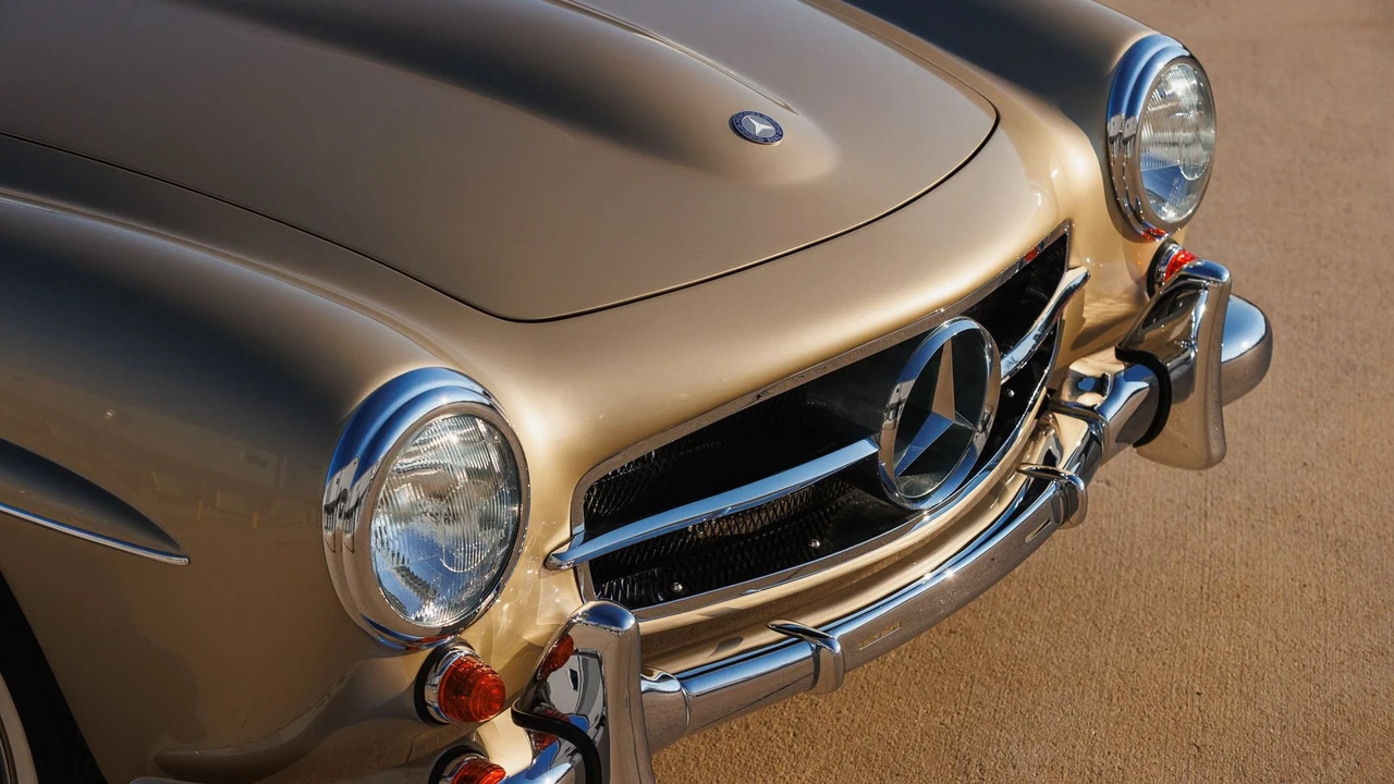 1961 Mercedes-Benz 190 SL - Image 7 of 31