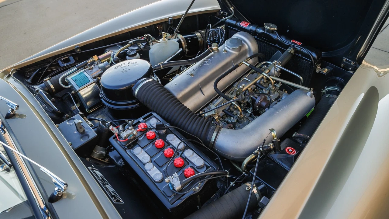 1961 Mercedes-Benz 190 SL - Image 9 of 31