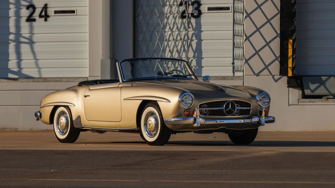 1961 Mercedes-Benz 190 SL - Image 11 of 31