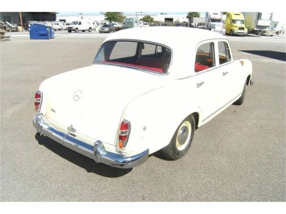 1961 Mercedes-Benz Ponton - Image 4 of 17