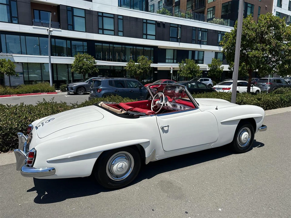 1961 Mercedes-Benz 190 SL - Image 13 of 31