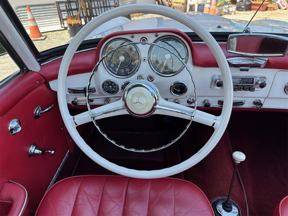 1961 Mercedes-Benz 190 SL - Image 24 of 31