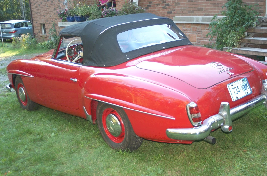 1961 Mercedes-Benz 190 SL - Image 4 of 31