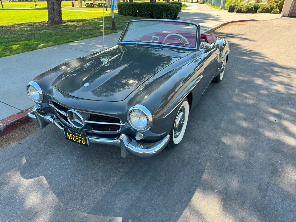 1961 Mercedes-Benz 190 SL - Image 2 of 31