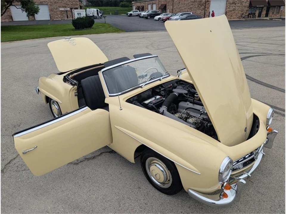 1961 Mercedes-Benz 190 SL - Image 6 of 31