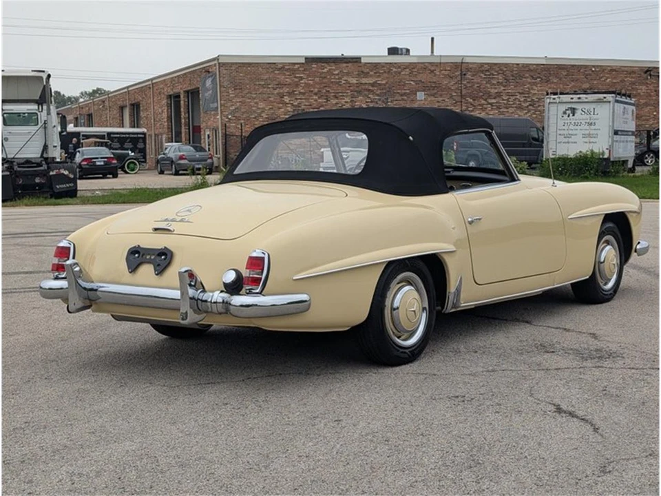 1961 Mercedes-Benz 190 SL - Image 4 of 31