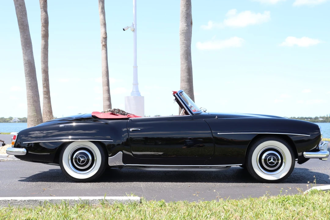 1961 Mercedes-Benz 190 SL - Image 13 of 31