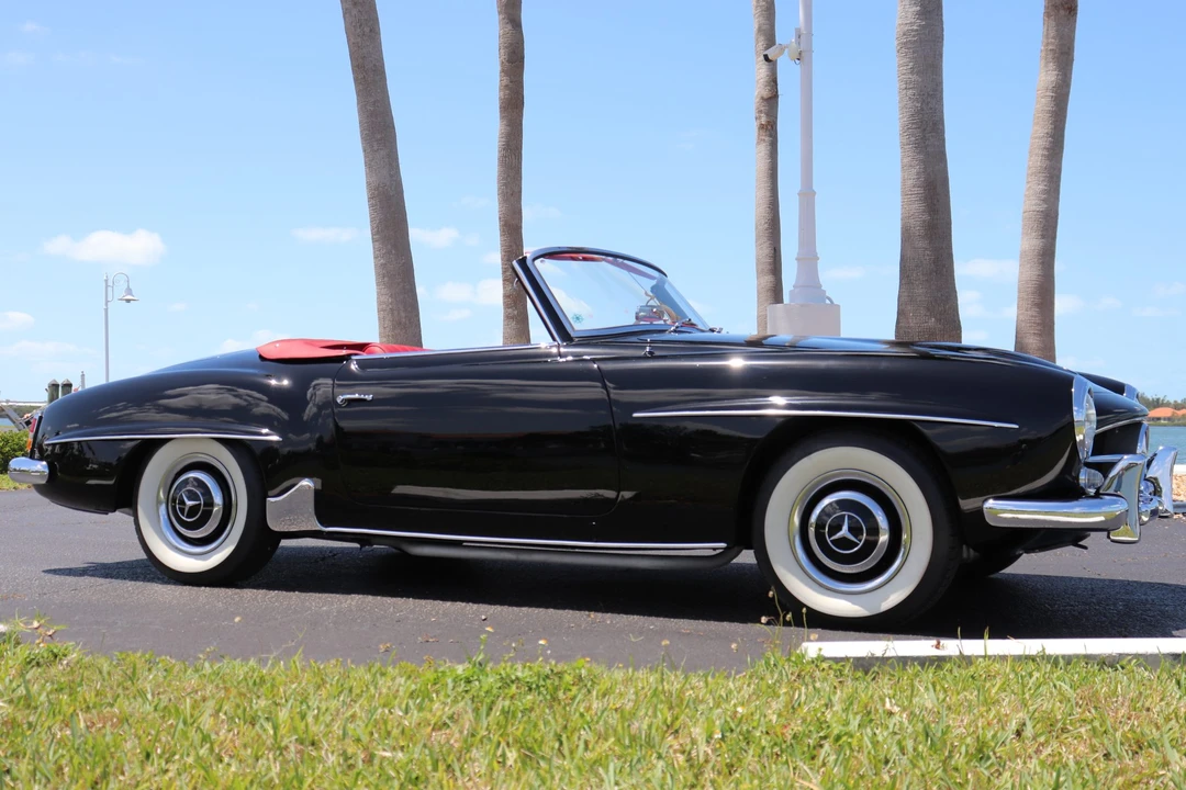 1961 Mercedes-Benz 190 SL - Image 10 of 31