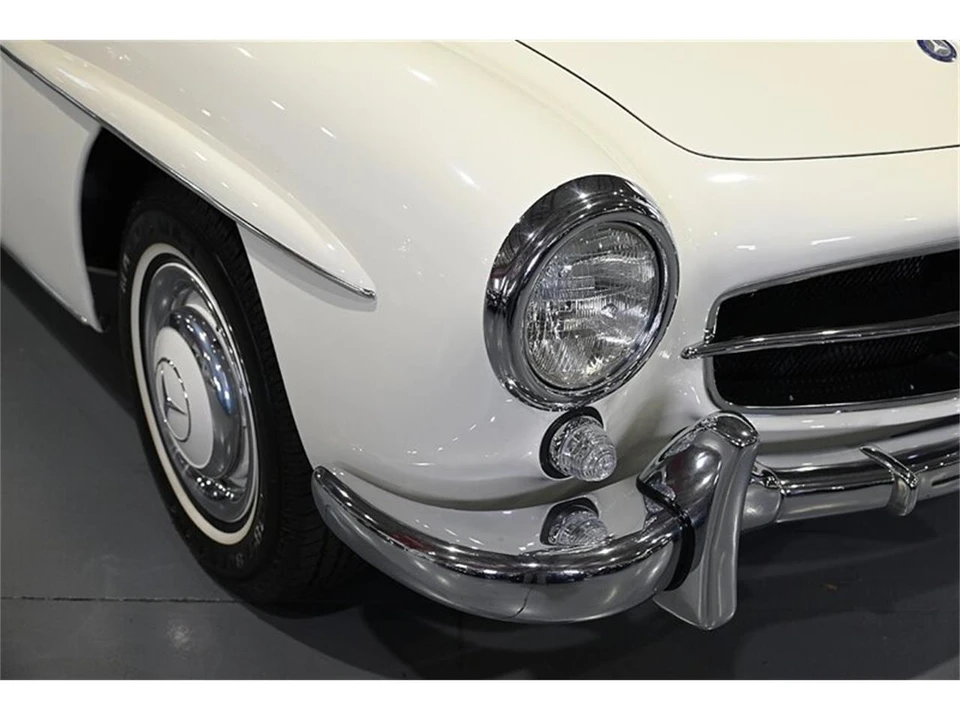1961 Mercedes-Benz 190 SL - Image 7 of 31