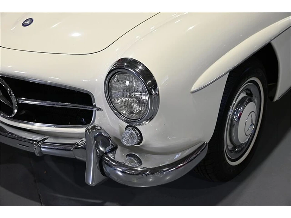 1961 Mercedes-Benz 190 SL - Image 10 of 31