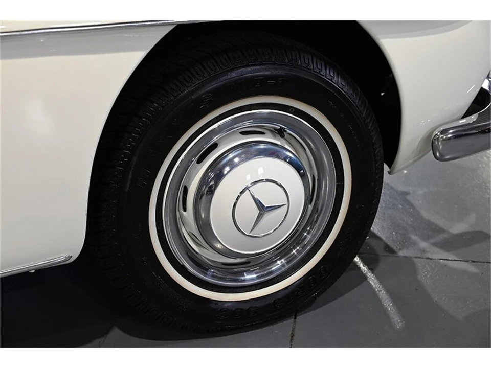 1961 Mercedes-Benz 190 SL - Image 16 of 31