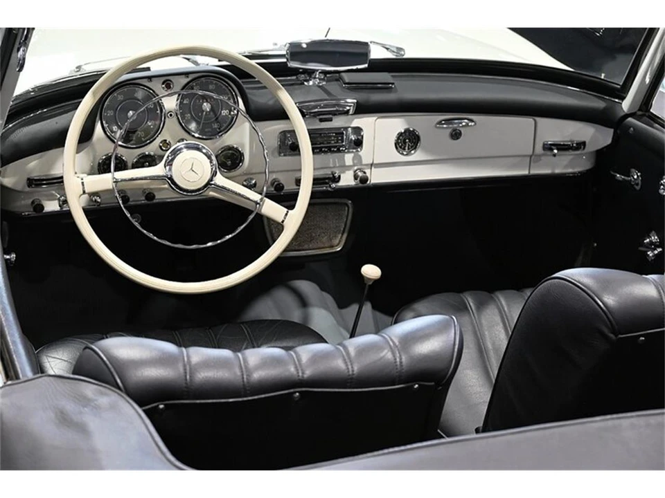 1961 Mercedes-Benz 190 SL - Image 23 of 31