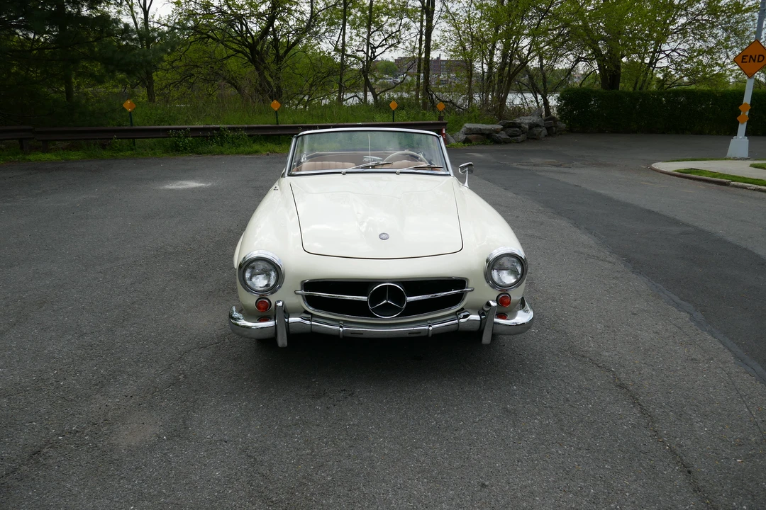 1961 Mercedes-Benz 190 SL - Image 2 of 31