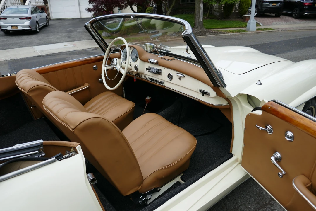 1961 Mercedes-Benz 190 SL - Image 15 of 31