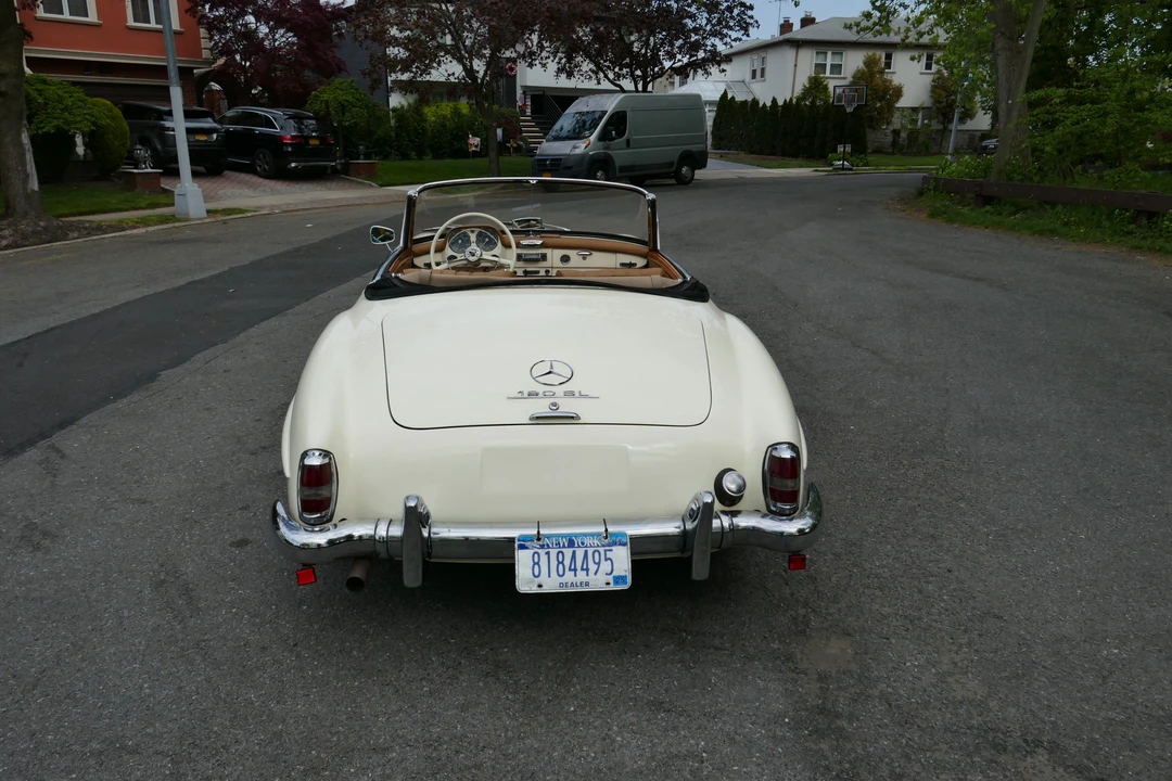 1961 Mercedes-Benz 190 SL - Image 6 of 31