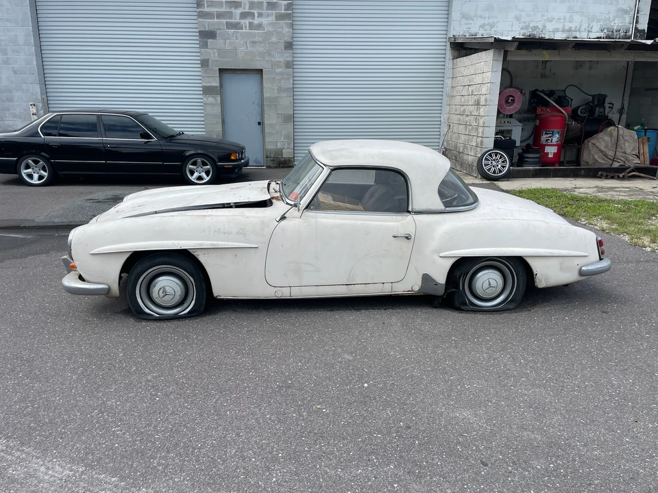 1961 Mercedes-Benz 190 SL - Image 29 of 31