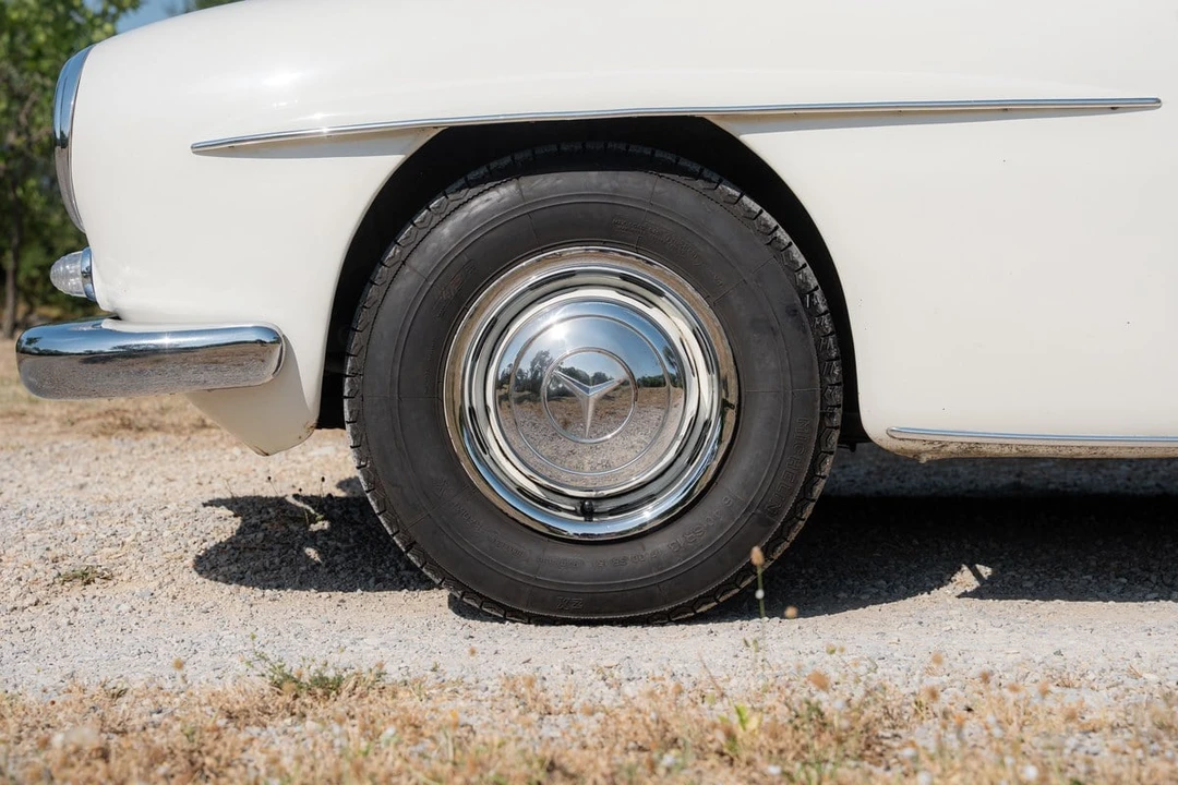 1961 Mercedes-Benz 190 SL - Image 22 of 30