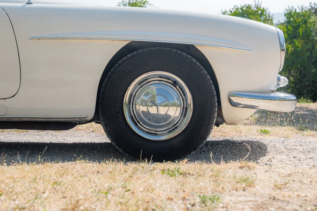 1961 Mercedes-Benz 190 SL - Image 25 of 30