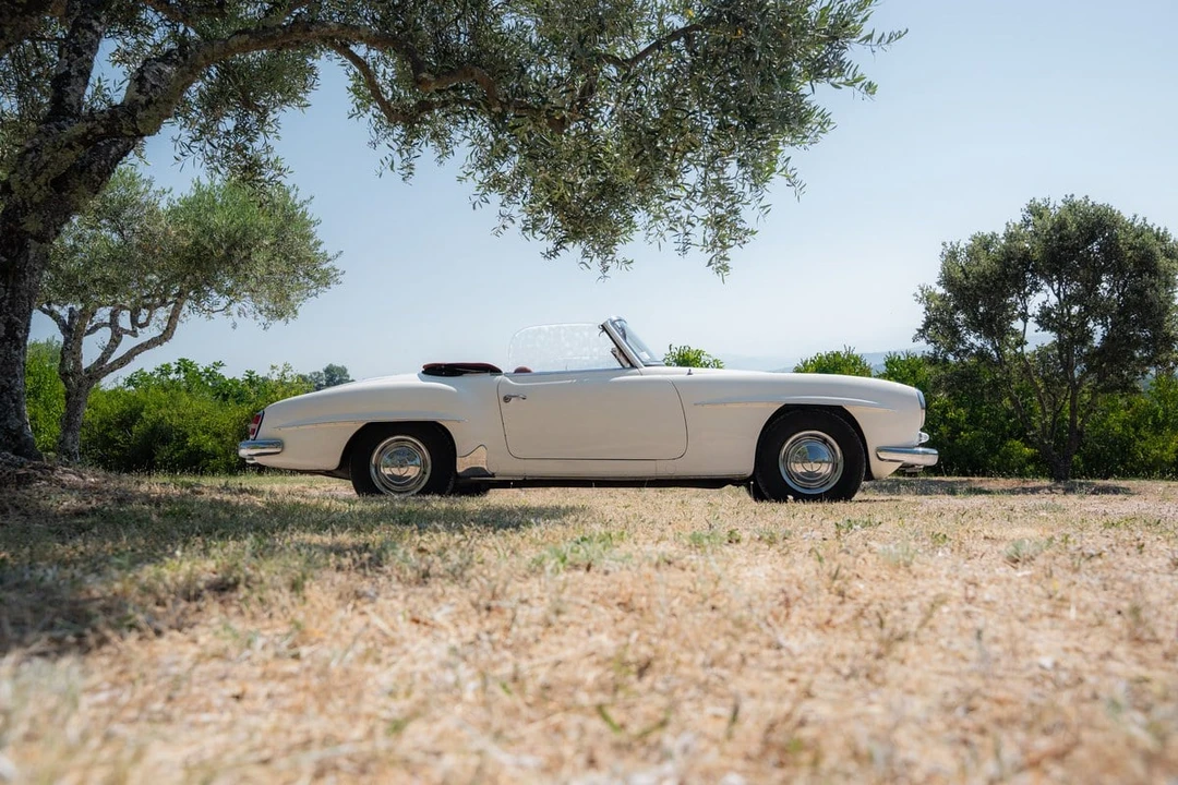 1961 Mercedes-Benz 190 SL - Image 4 of 30