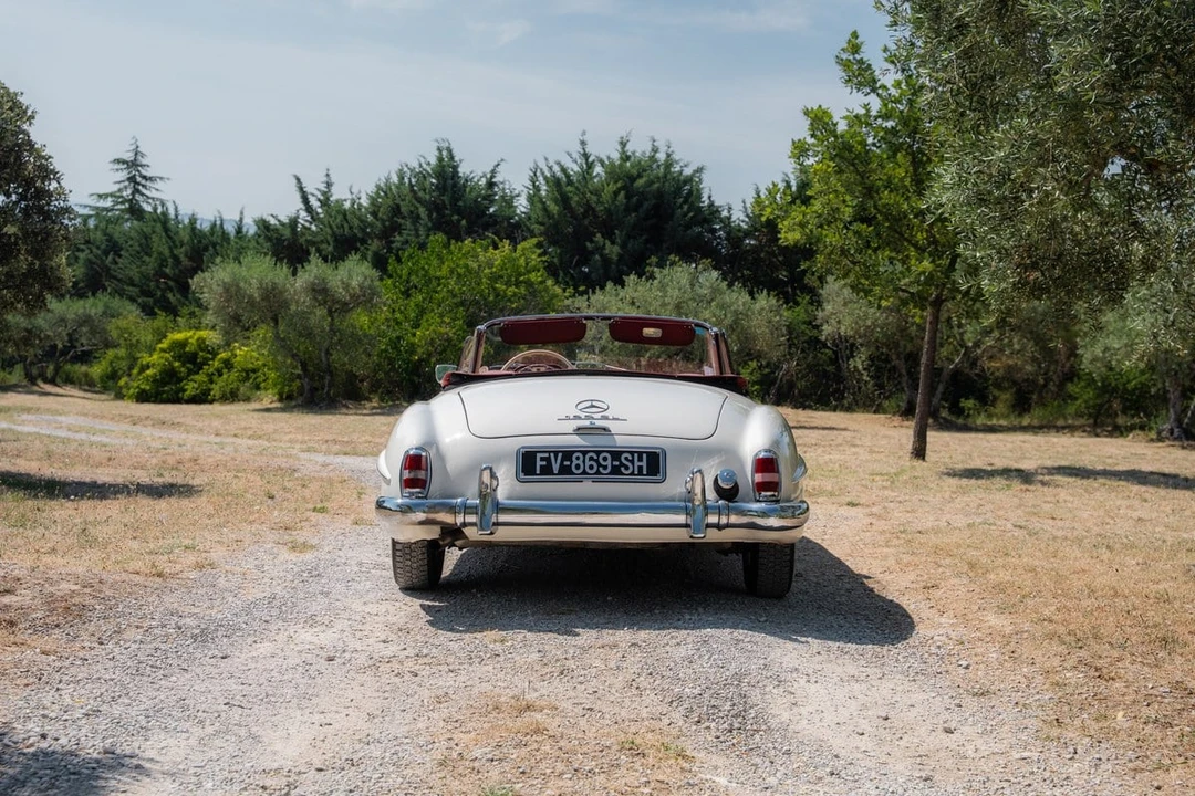 1961 Mercedes-Benz 190 SL - Image 5 of 30
