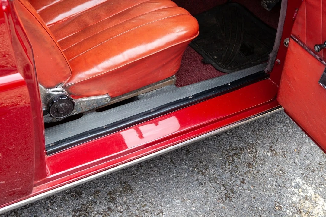 1961 Mercedes-Benz W111 Sedan - Image 23 of 30