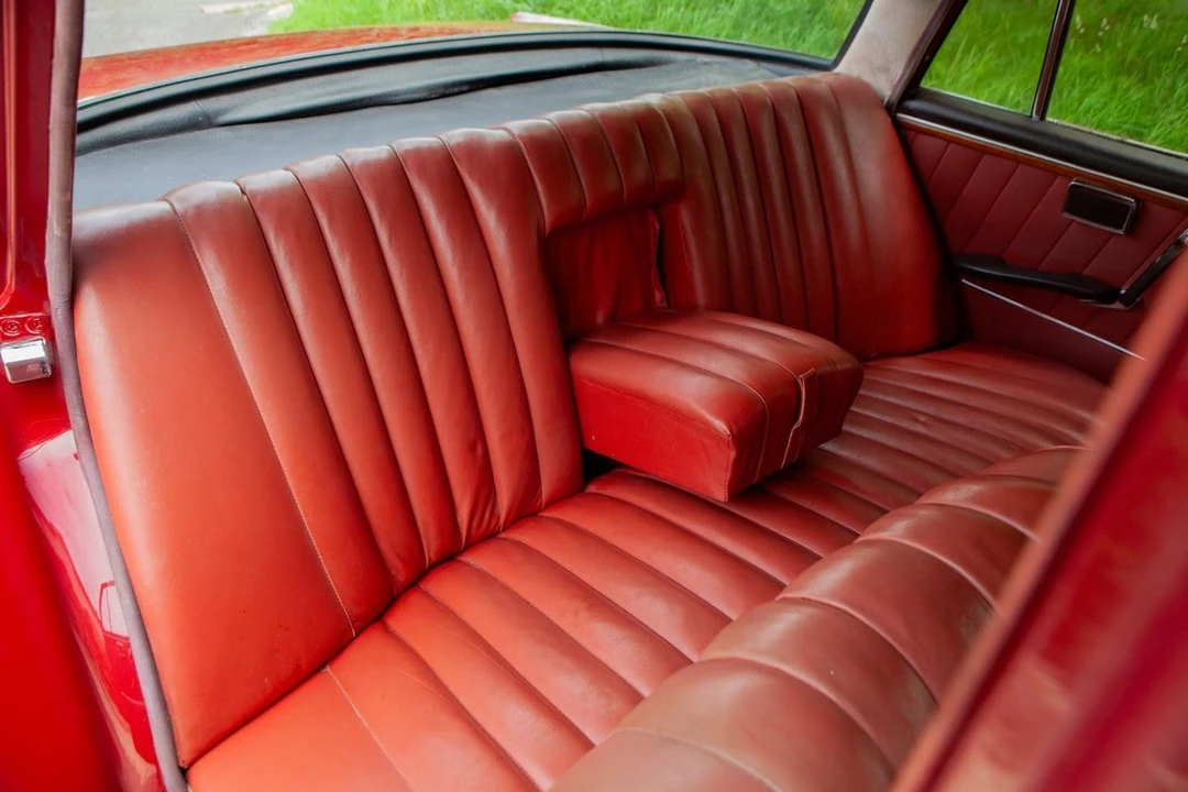 1961 Mercedes-Benz W111 Sedan - Image 14 of 30