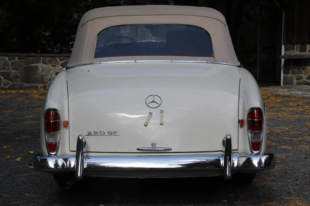 1961 Mercedes-Benz W128 - Image 13 of 31