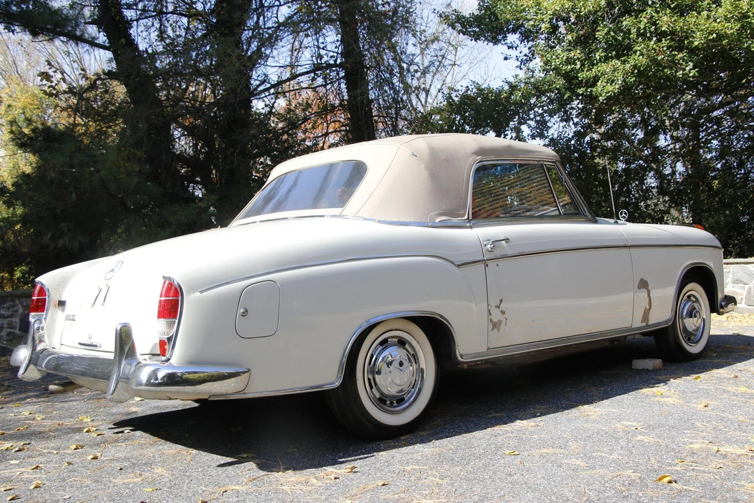 1961 Mercedes-Benz W128 - Image 16 of 31