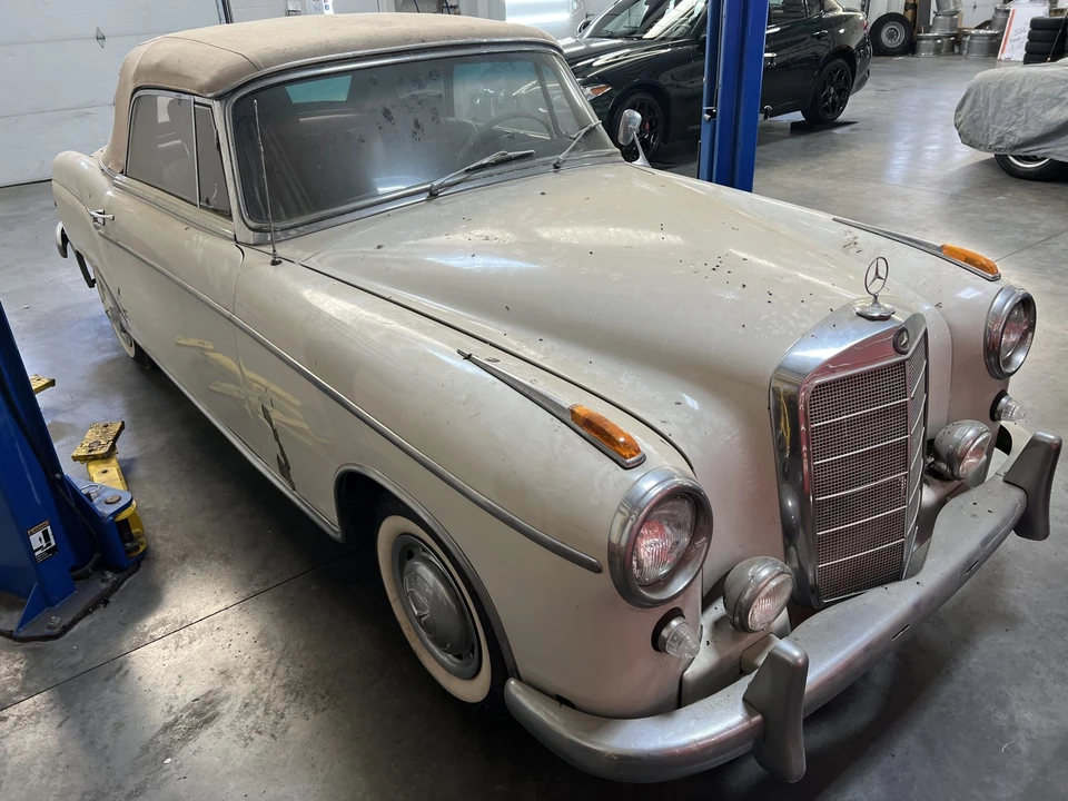 1961 Mercedes-Benz W128 - Image 20 of 31