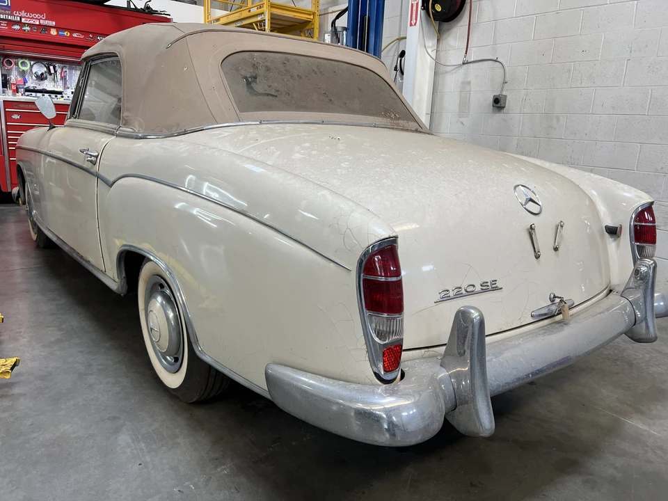 1961 Mercedes-Benz W128 - Image 11 of 31