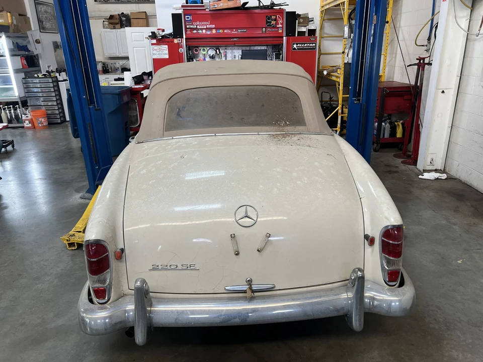 1961 Mercedes-Benz W128 - Image 13 of 31