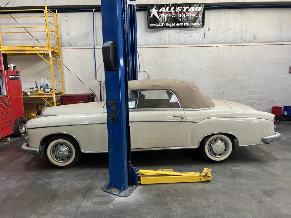 1961 Mercedes-Benz W128 - Image 6 of 31