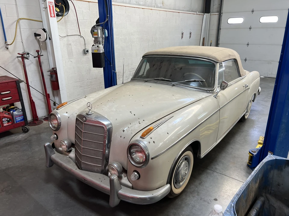 1961 Mercedes-Benz W128 - Image 5 of 31