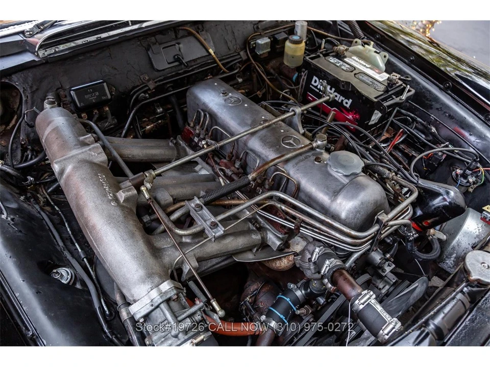 1961 Mercedes-Benz W111 Sedan - Image 31 of 31