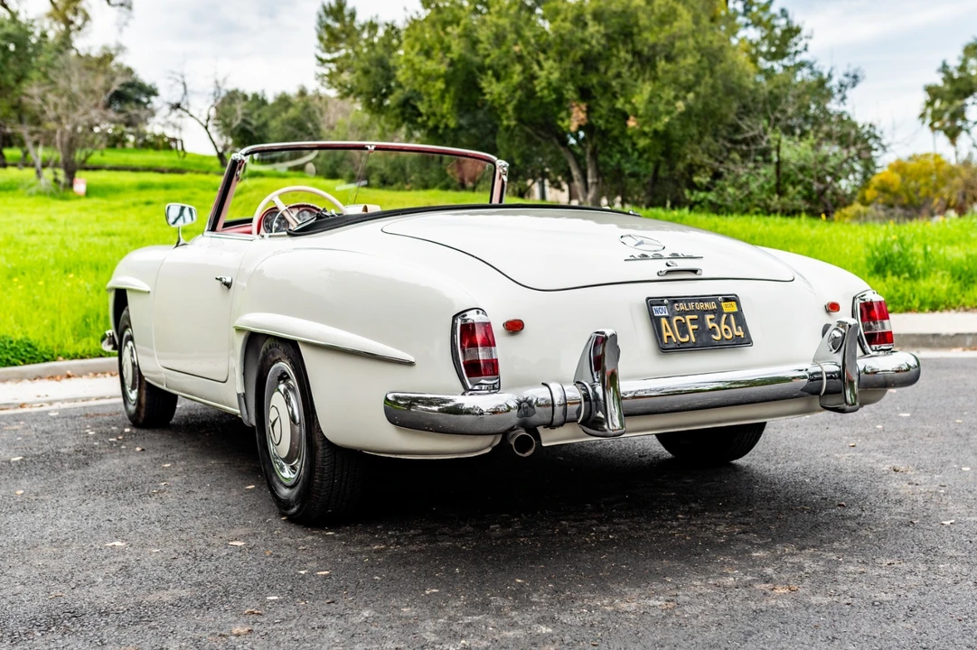 1961 Mercedes-Benz 190 SL - Image 6 of 21