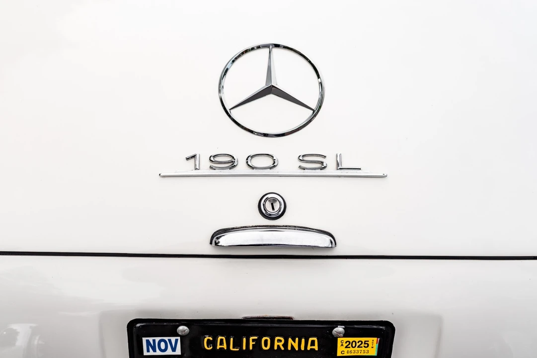 1961 Mercedes-Benz 190 SL - Image 18 of 21