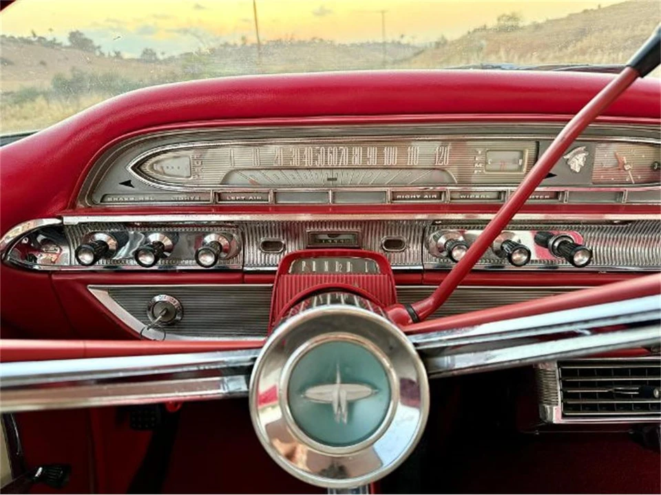 1961 Mercury Monterey - Image 7 of 15