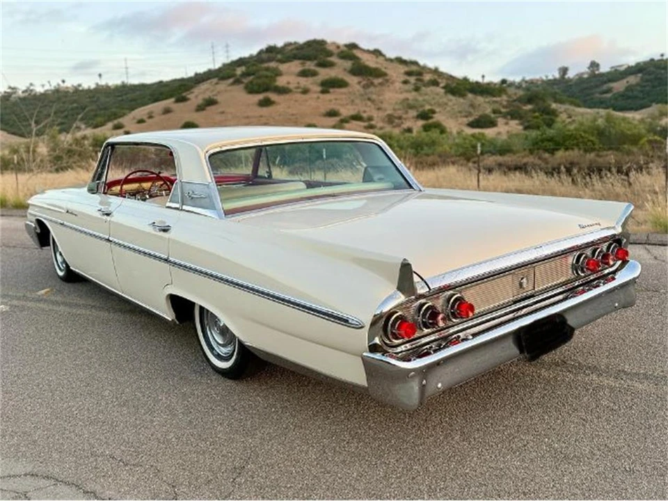 1961 Mercury Monterey - Image 5 of 15