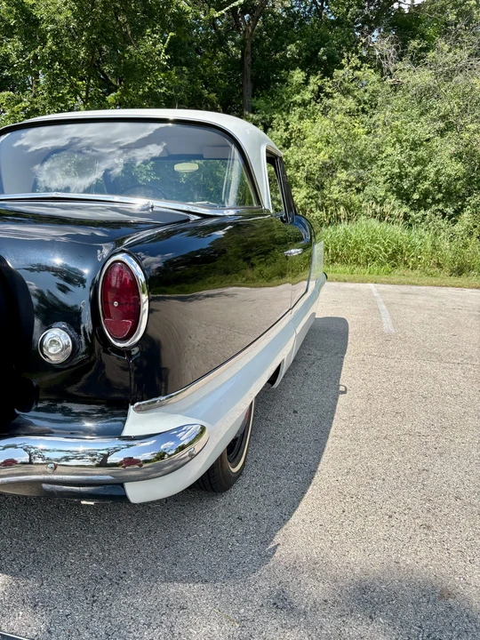 1961 Nash Metropolitan - Image 26 of 31