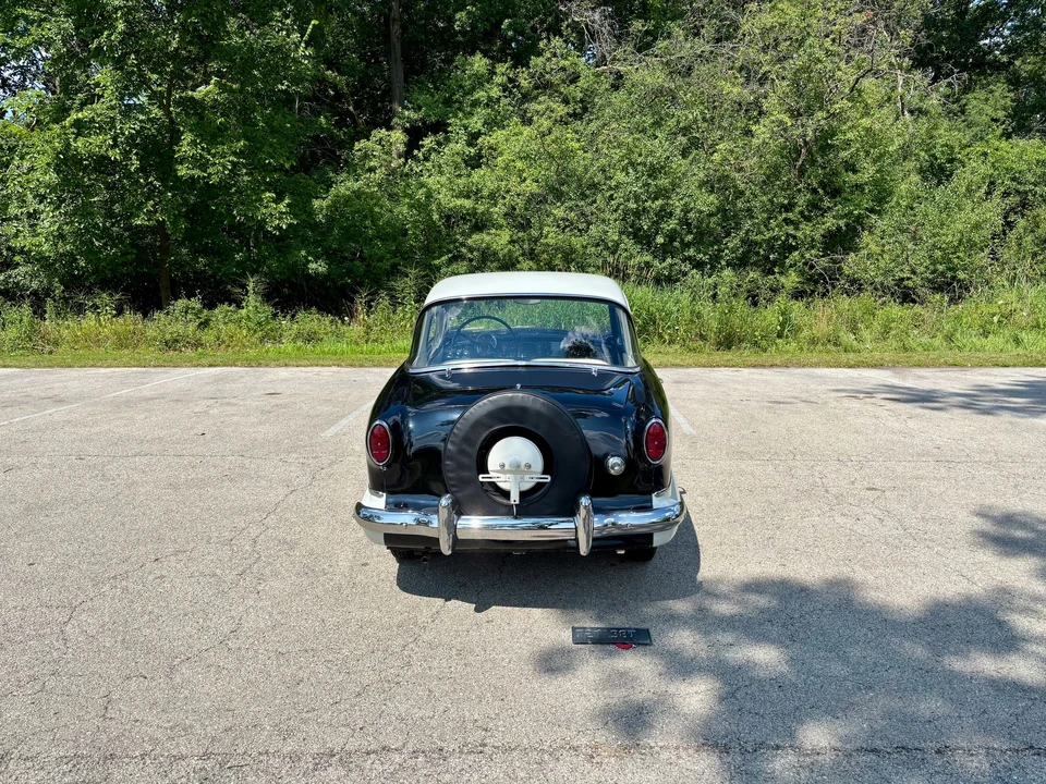 1961 Nash Metropolitan - Image 10 of 31