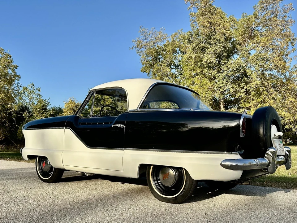 1961 Nash Metropolitan - Image 22 of 31