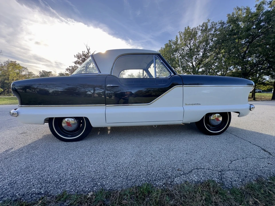 1961 Nash Metropolitan - Image 18 of 31