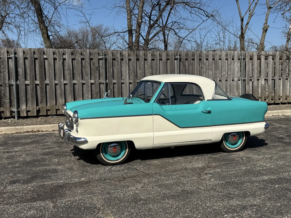 1961 Nash Metropolitan - Image 8 of 31