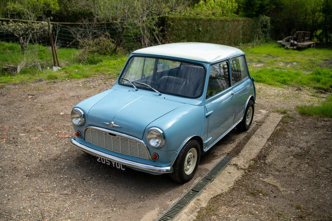 1961 Morris - Image 5 of 30