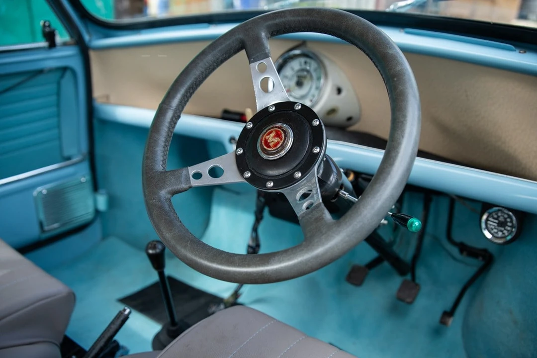 1961 Morris - Image 22 of 30