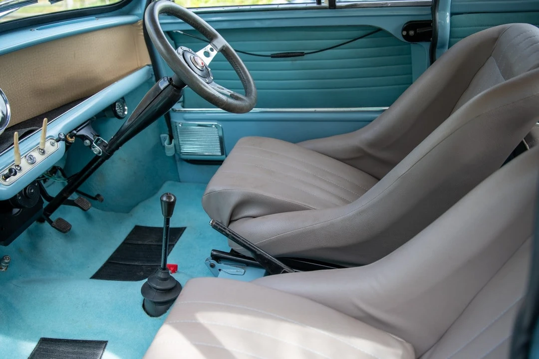 1961 Morris - Image 23 of 30